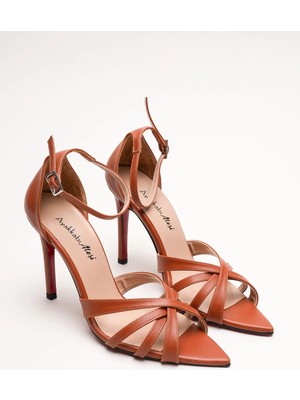 Ayakkabı Ateşi Kadın Özel Tasarım Ince Topuklu Ayakkabı Accosie Taba Cilt