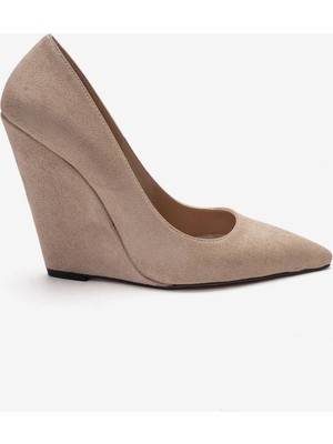 Ayakkabı Ateşi Kadın Ten Süet Sivri Burun Dolgu Topuklu  Ayakkabı Stiletto Mira