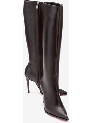 Ayakkabı Ateşi Kadın Diz Altı Fermuarlı Ince Topuklu Çizme Yoran Kahverengi Cilt