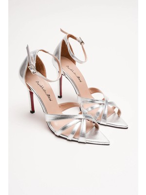 Ayakkabı Ateşi Kadın Özel Tasarım Ince Topuklu Ayakkabı Accosie Gümüş Kırışık