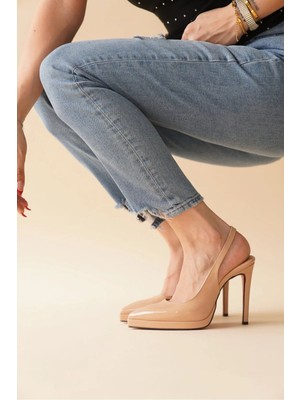 Ayakkabı Ateşi Nude Rugan Sivri Burun Kadın Topuklu Ayakkabı Chicora