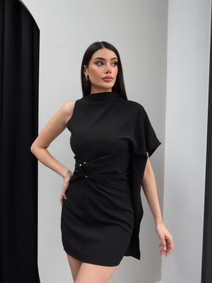 Esra Helvacı Toka Detay Tek Kol Dökümlü Mini Elbise