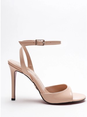 Ayakkabı Ateşi Kadın Ince Bant Arka Baretli Topuklu Ayakkabı Livora Nude Rugan