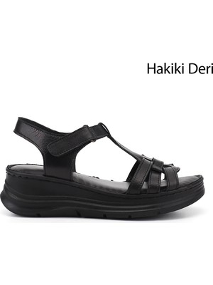 Gönderi(r) Kadın Siyah  Cırt Bantlı Dolgu Topuk Hakiki Deri Sandalet