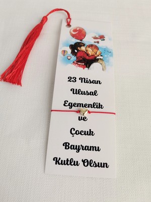 Minik Adımlar 100 Adet 23 Nisan Hediyesi Püsküllü Kitap Ayracı ve Kalp Figürlü Fimo Bileklik Okul Hediye