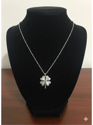 Bella Kadın Yonca Model Paslanmaz Çelik Kolye