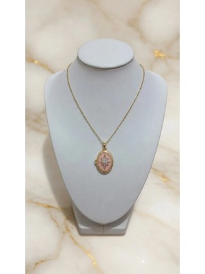 Bella Çelik Zincirli Açılabilir Oval Madalyon Kolye Pembe Markiz Taşlı Fotoğraflık