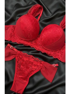 Bella Prenses Model Kırmızı Danteli Tül Detay Sütyen Takımı