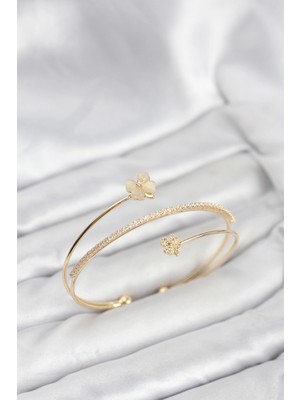Pileli Store Yonca Çiçek Model Pirinç Gold Renk Kadın Bileklik