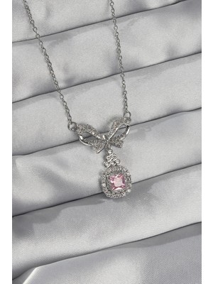 Sylar 316L Çelik Gümüş Renk Fiyonk Detay Pembe Zirkon Taşlı Tektaş Kolye
