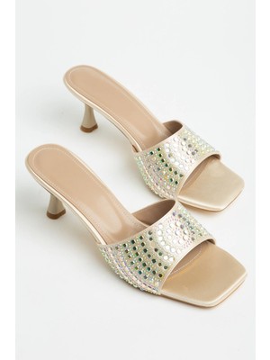 Dilimler Ayakkabı Kadın Topuklu Terlik Ten Taşlı Saten Ince Topuklu