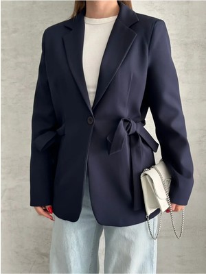 Vesantia Kadın Lacivert Yandan Bağlama Detaylı Blazer Ceket