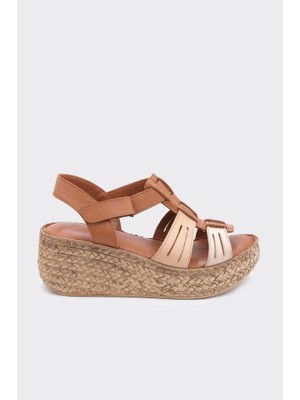 Derinet Hakiki Deri Bilekten Bantlı Kadın Sandalet