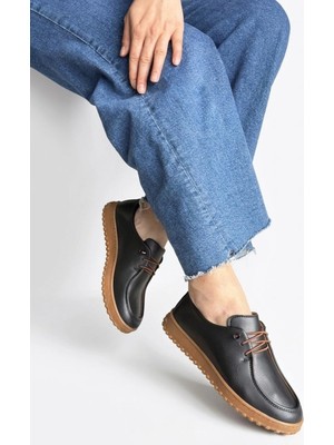 Butik Guot Siyah Cilt Bağcıklı Babet Ayakkabı