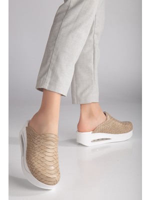 Arel Medikal Ortopedik Doktor ve Hemşire Terliği Kadın Sabo Terlik Vizon – Kaymaz Tabanlı Konforlu Sağlık Personeli Terliği