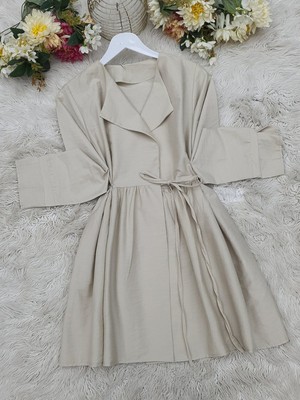 Modamorfo Yan Bağcıklı Kol Manşeti Yırtmaçlı Kimono -Bej