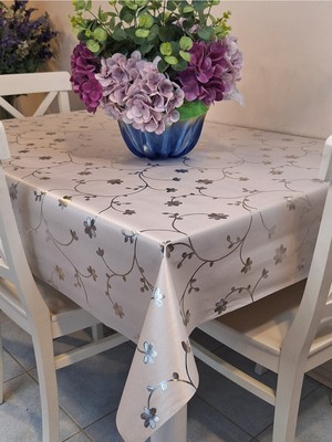 Başak Ev Tekstili Ithal Silinebilir Pvc Masa Örtüsü – Kaymaz Tabanlı, Kumaş Görünümlü Pvc Masa Örtüsü