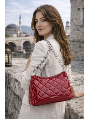 Duki Daso Türkiye Şarap Kapitone Zincir Askılı Kadın Omuz Çantası | Şarap MT1545