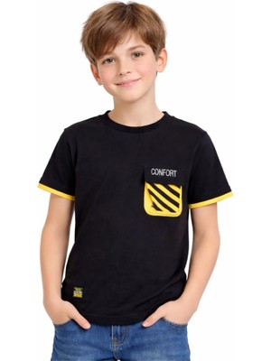 Barkod Kids Erkek Çocuk Confort Yazı Desenli Cepli  Siyah Renk Kısa Kol Tişört