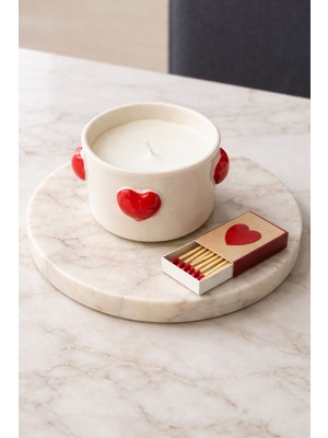 Dalya Ceramics  Kalp Detaylı El Yapımı Seramik Mum – %100 Soya Mumlu Dekoratif Bardak