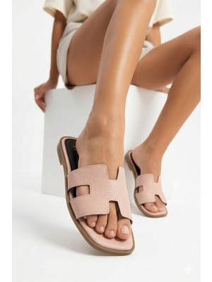 Nmoda Kadın Minimal H Bantlı Terlik Günlük Kullanıma Uygun Rahat Taban Şık Yazlık Düz Taban Terlik Modeli