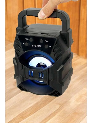 Hayat Store Işıklı Bluetooth Hoparlör Müzik ve Renkli Işık Taşınabiilir - Lisinya