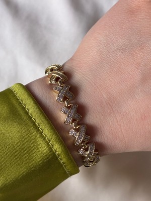 ✨ Zirkon Taşlı Gold Bileklik – Işıltılı ve Zarif Tasarım ✨