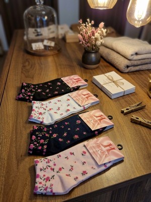 Heren Lastik Çiçek Detaylı 4'lü Kadın Patik