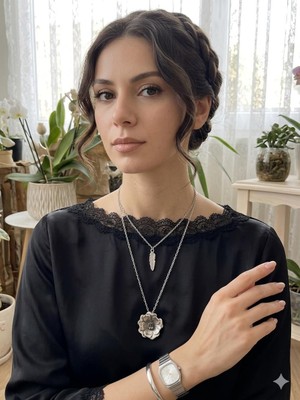 Çiçek ve Tüy Detaylı Ikili Zincirli Kolye Bohem Vintage