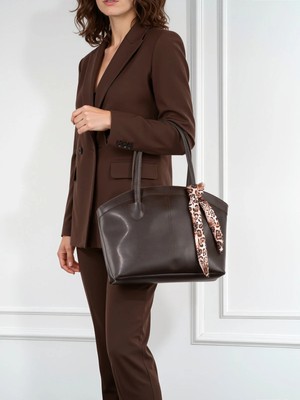 Rivina Laura Kadın Fularlı Çift Saplı Shopper El ve Omuz Çantası (Fular Rengi Değişebilir) Kahverengi