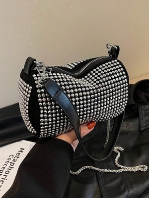Rivina Zey Kadın Zincir Askılı Kristal Taşlı Siyah Omuz ve El Çantası Siyah