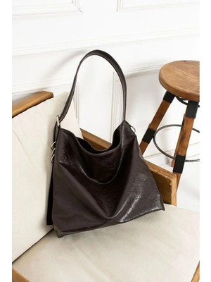 Rivina Kadınhalka Detay Büyük Boy El Kol Omuz Çantası Yumuşak Deri Vintage Model Kahverengi