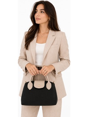 Kadın Mini El ve Omuz Çantası – Kapaklı, Gold Detaylı, Şık Günlük Kullanım