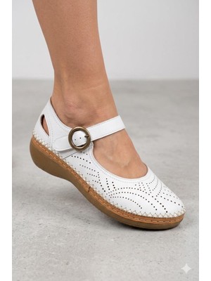 Shoemix Kadın Hakiki Deri Beyaz Lazer Kesim Comfort Ayakkabı