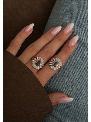 Altın Rengi Taşlı Yüzük