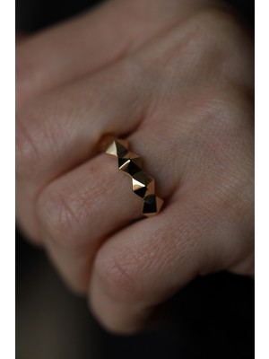 Yenigün Kuyumculuk 14 Ayar Altın Sıralı Altıgen Yüzük YZK27389