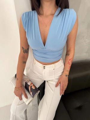 MiraLive Kadın Vatkalı Kolsuz V Yaka Drapeli Crop Bluz Likralı Fit - Bebek Mavisi