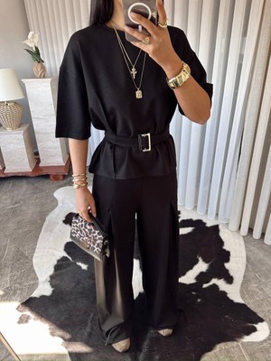 Sun Style Kemer Detaylı Tshirt ve Alt Eşofman Takımı