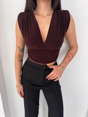 Ulak Handmader Vatkalı Kolsuz V Yaka Drapeli Crop Bluz Likralı Fit - Kahverengi