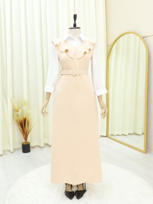 Modamorfo Yakası V Kemerli Uzun Jile Elbise       -Krem