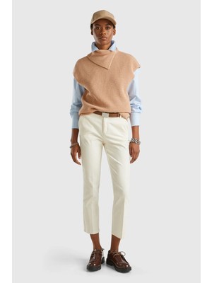 United Colors Of Benetton Ekru Kadın / Kız Kdn_pamuk ve Modal Karışımlı Önü Cepli Kadife Chino Pantolon Model Kodu: 4MIQDF07W0R2