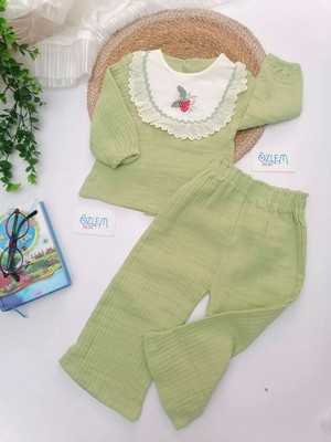 Vovido Çilek Nakış Yakalı Müslin 2'li Takım Yeşil