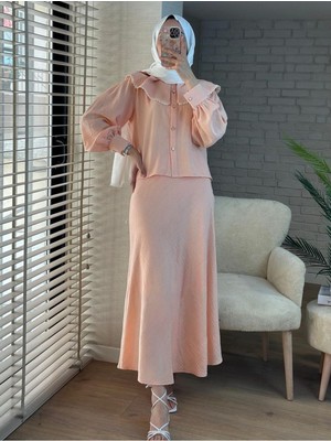 Modamorfo Dantelli Marul Yaka Saf Keten Etekli Takım  -Yavruağzı