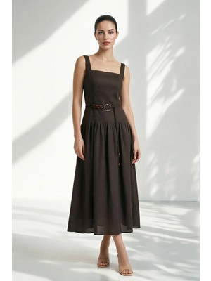 Setre Acı-Kahve Kalın Askı ve Bel Detaylı Tam Kalıp Rahat Kesim Elbise