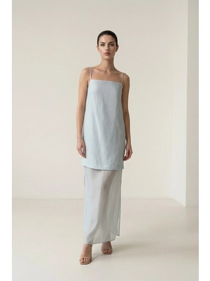 Setre Bebe Mavi Ince Askılı Dokulu Tül Detaylı Midi Boy Elbise