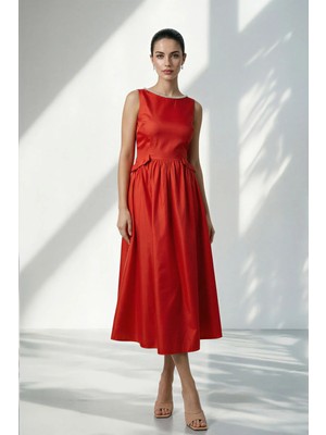 Setre Kırmızı Tafta Kumaş Kolsuz Bel Detaylı Rahat Kesim Elbise