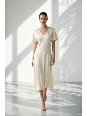 Setre Krem V Yaka Kısa Kollu Midi Rahat Kesim Kalıp Elbise