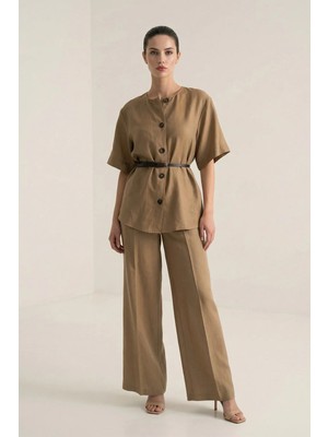 Setre Camel Kısa Kollu Kemer Detaylı Gömlek Rahat Kesim Pantolonlu Takım