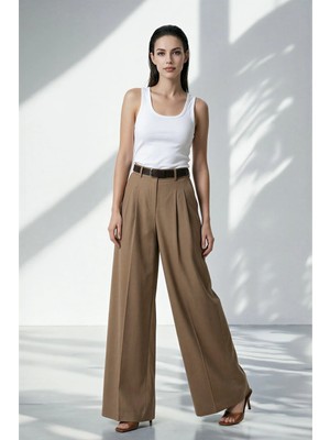 Setre Camel Kemer ve Pile Detaylı Rahat Kesim Pantolon