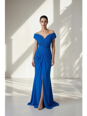 Setre Saks Bel Yaka ve Omuz Detaylı Abiye Elbise